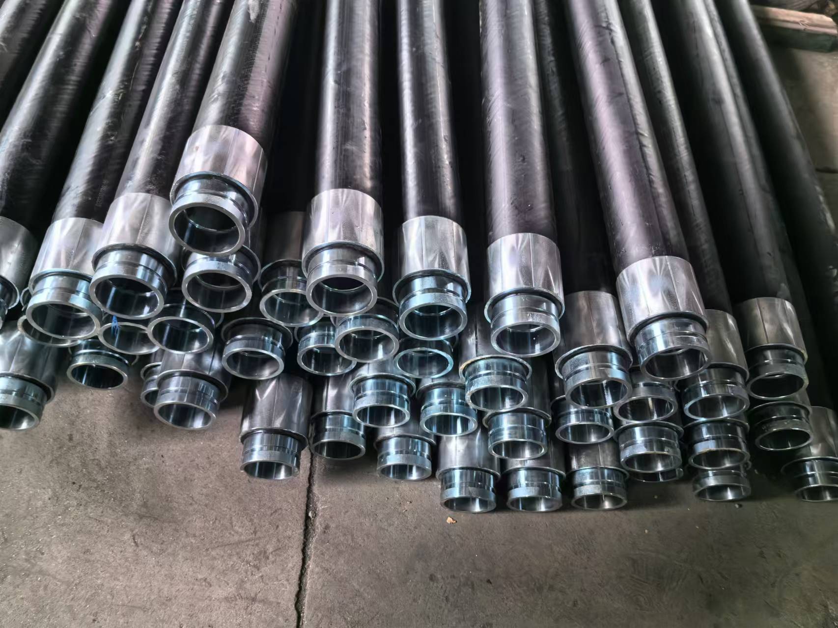 多层钢丝网骨架耐磨管